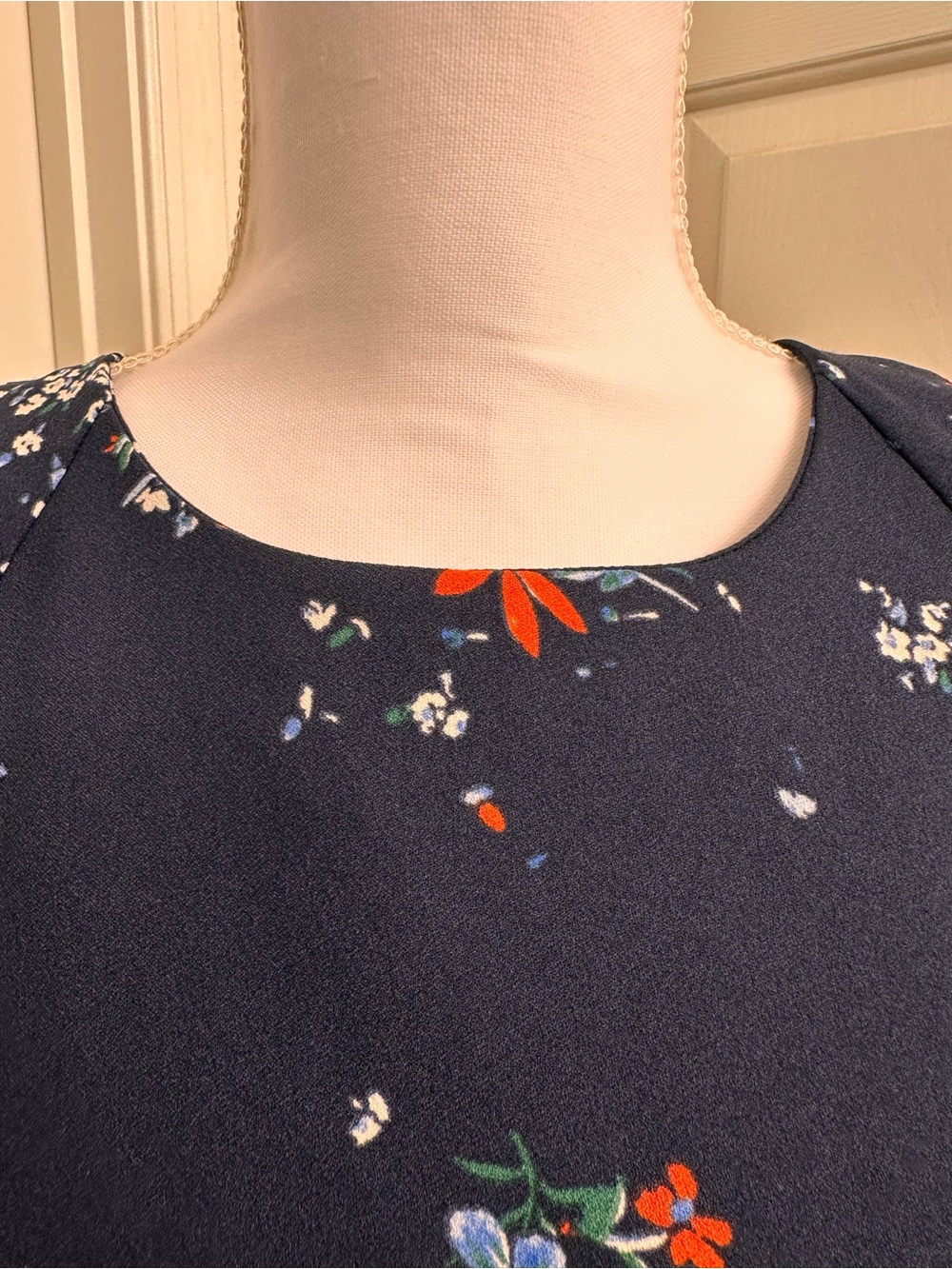 Banana Republic Navy Floral Midi Dress with Red & White Blooms - Picture 4 of 4